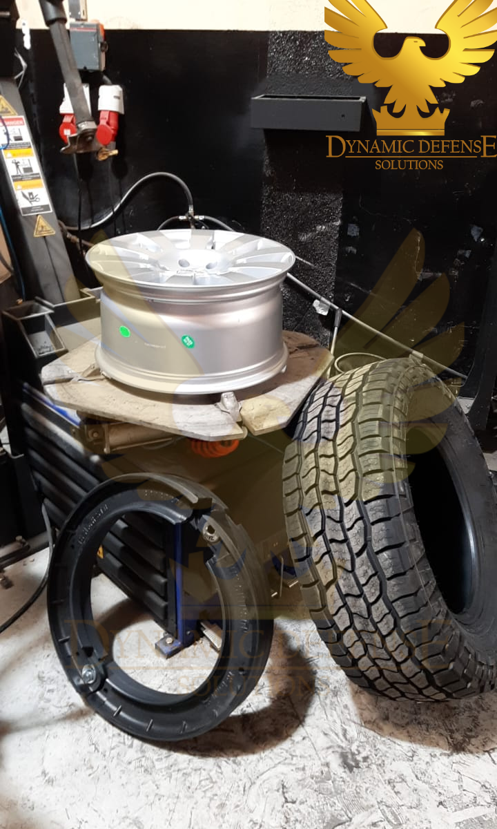Heavy Duty Wheel Assembly for Armored Vehicles